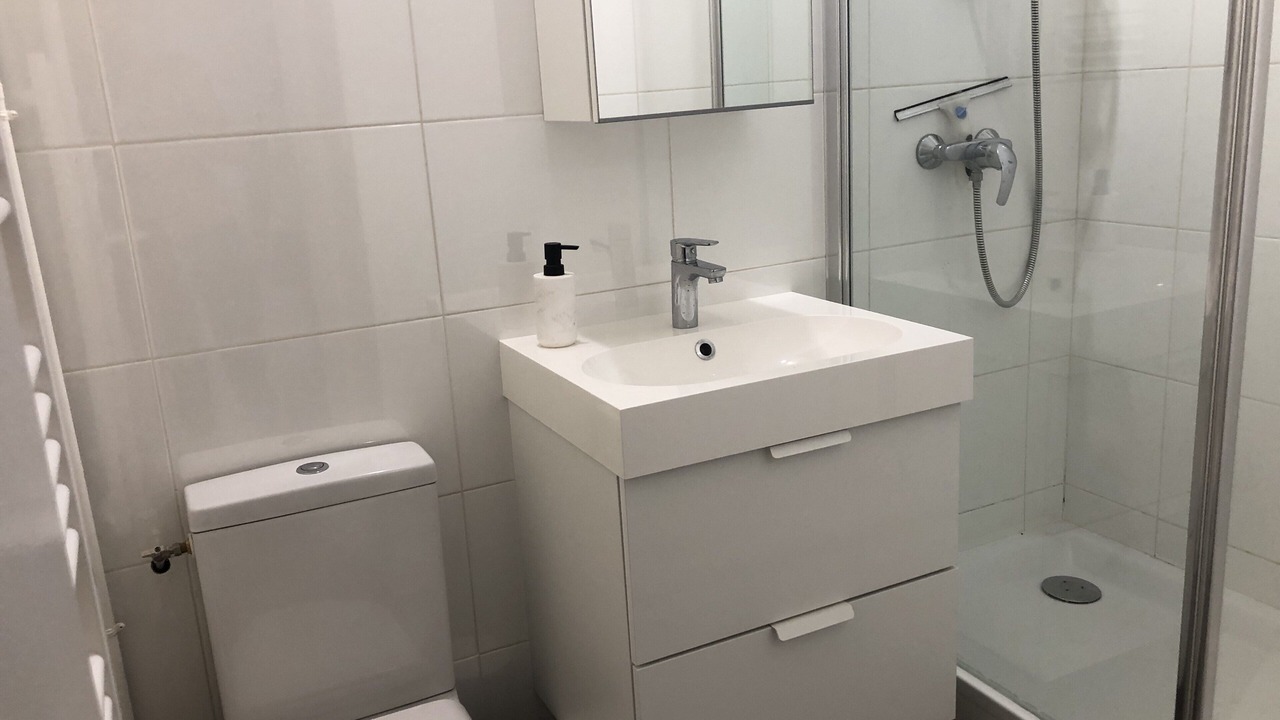 Photo of Bathroom in Bordeaux Golden Triangle
