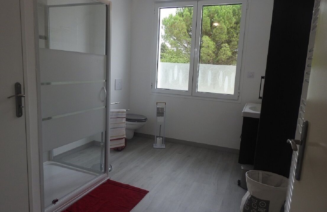 Photo of Bathroom in Jonzac