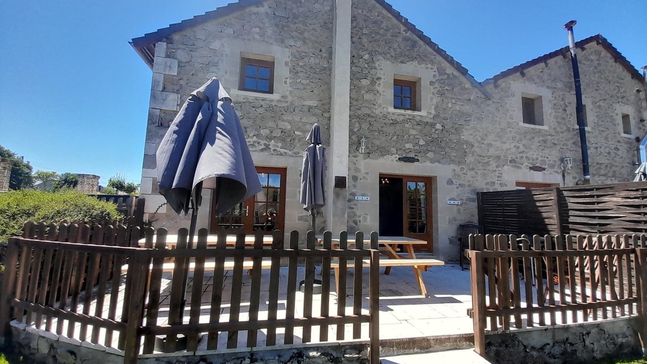 Photo of Patio Balcony in Piegut-Pluviers