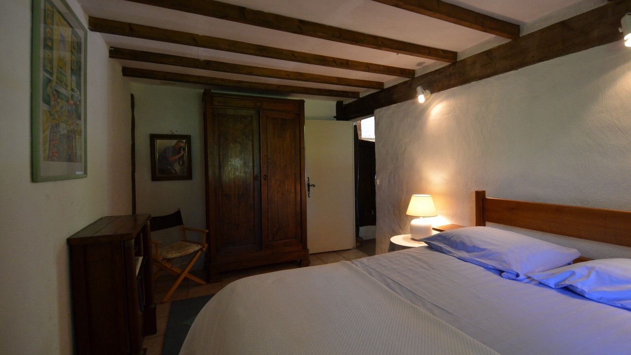 Photo of Bedroom in Faux