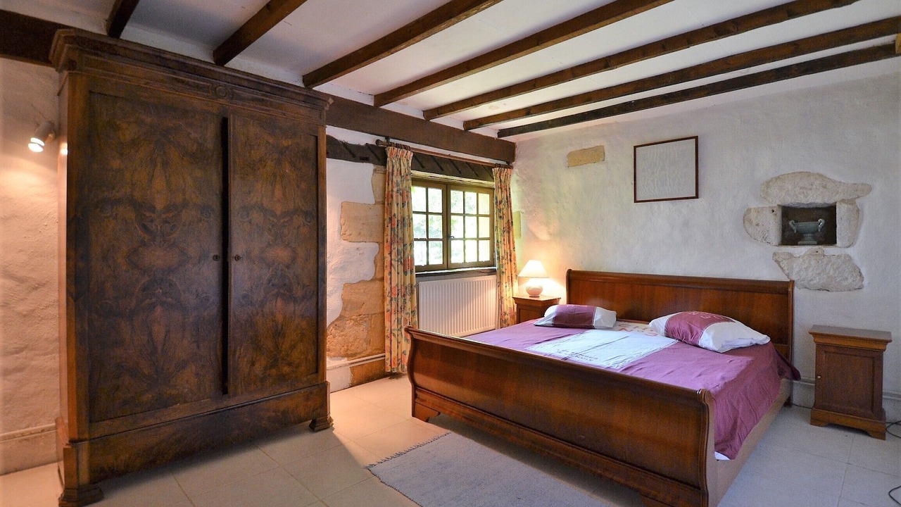 Photo of Bedroom in Faux