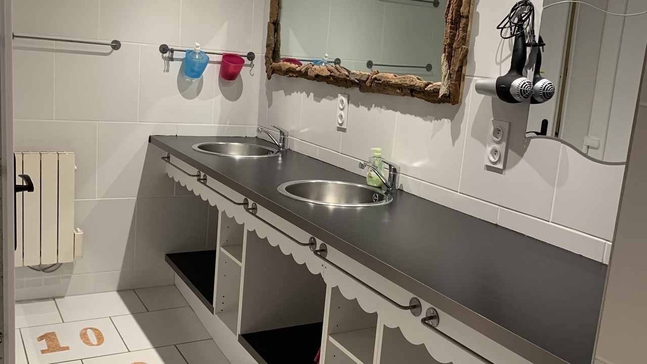 Photo of Bathroom in Saint-Palais-sur-Mer