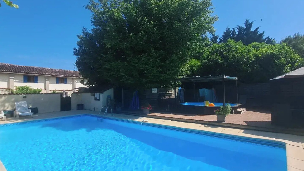Photo of Outdoor in Saint-Pierre-de-Juillers