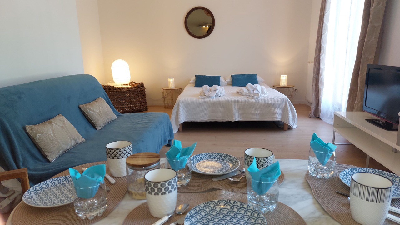 Photo of Bedroom in Noaillan