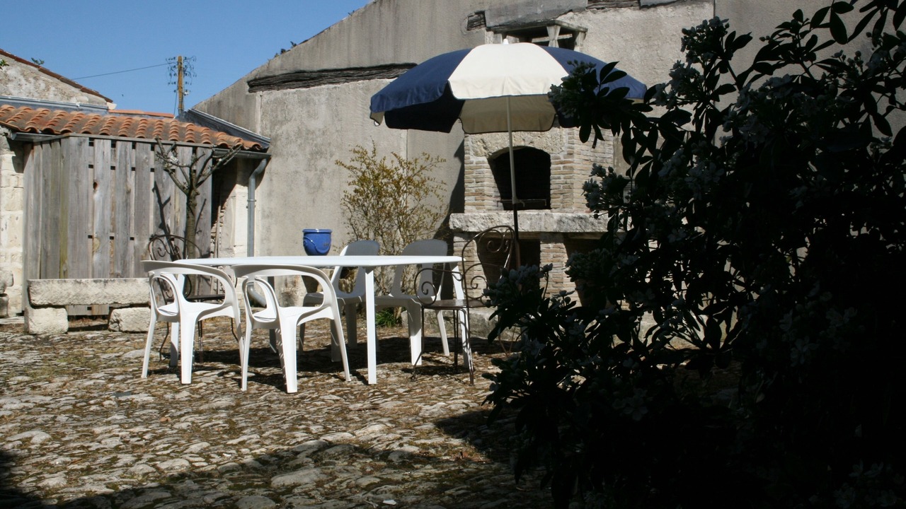 Photo of Outdoor in Cheray