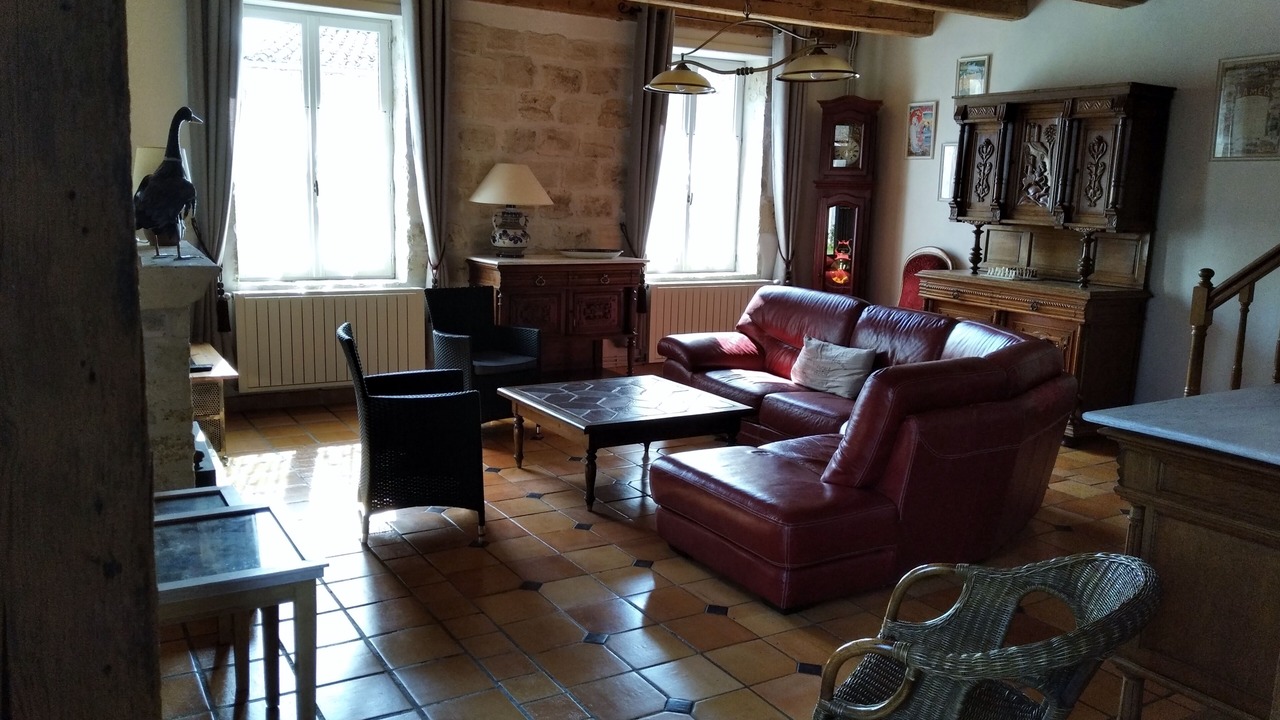 Photo of Livingroom in Cheray