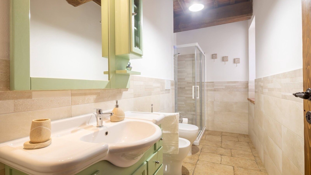 Photo of Bathroom in Volterra