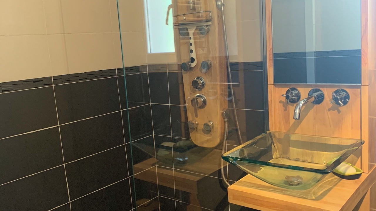 Photo of Bathroom in Le Sambuc