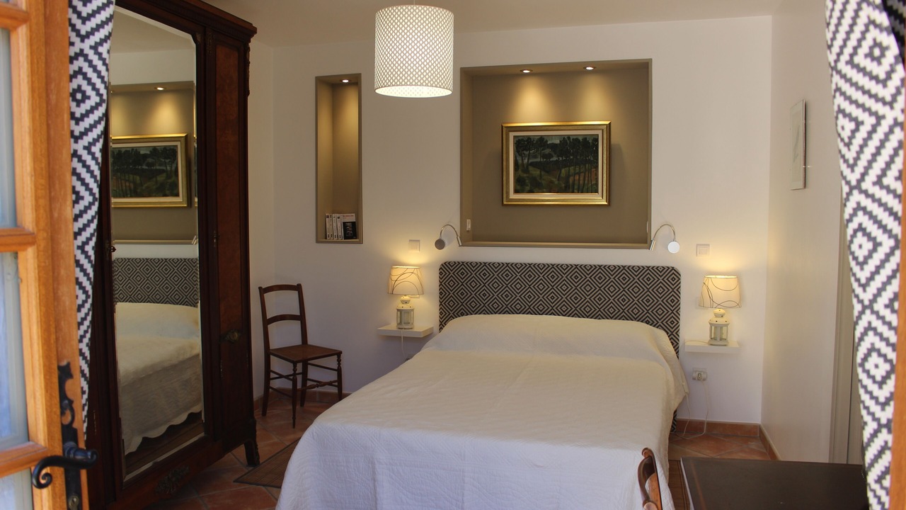 Photo of Bedroom in Saint-Pierre-de-Cole
