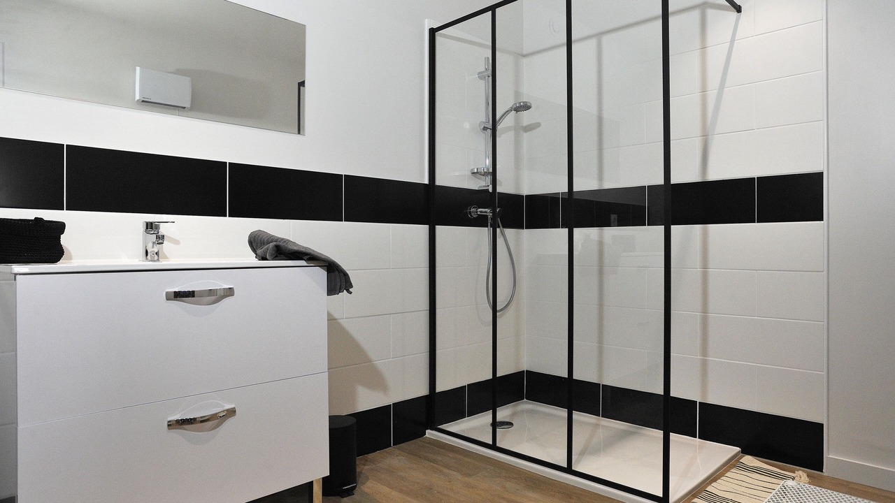 Photo of Bathroom in Jonzac