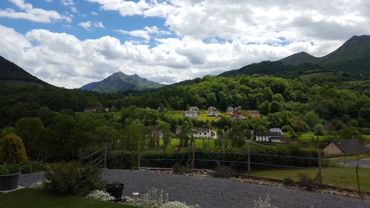 Photo of Outdoor in Issor