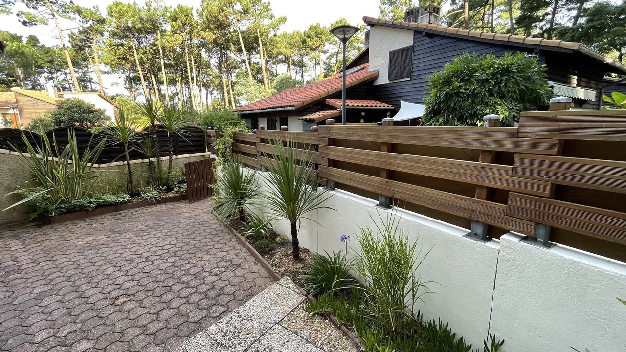 Photo of Outdoor in Le Penon