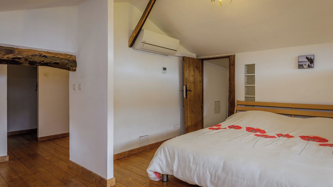 Photo of Bedroom in Armillac