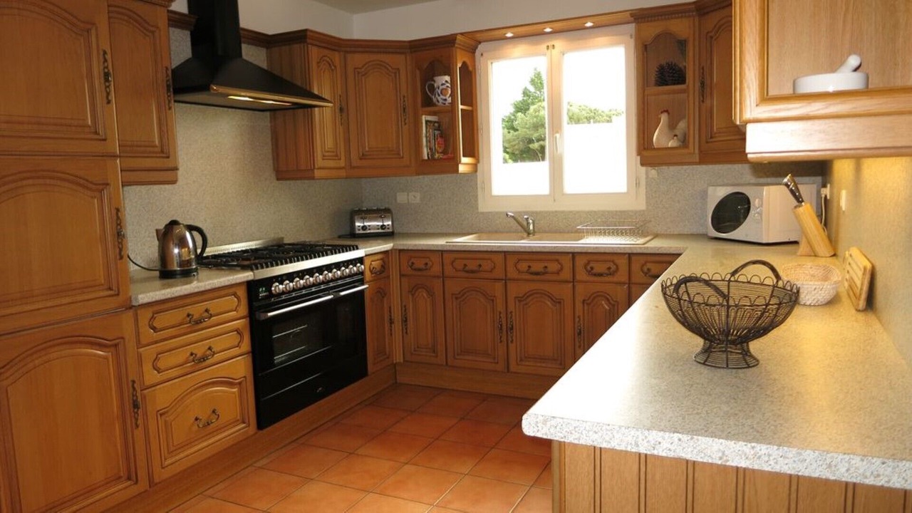 Photo of Kitchen in Etaules