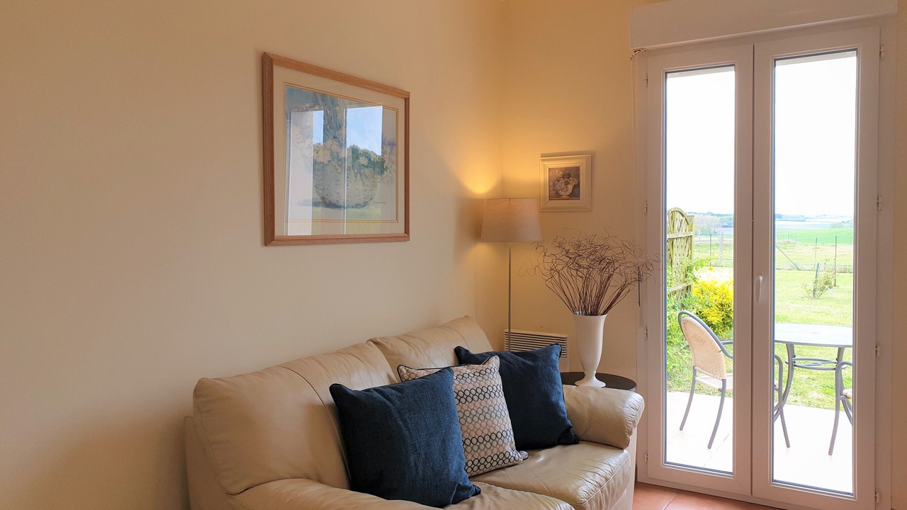Photo of Livingroom in Etaules