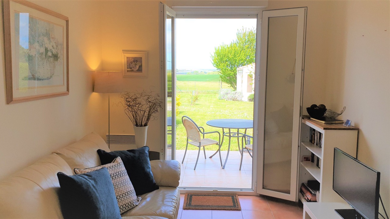 Photo of Livingroom in Etaules