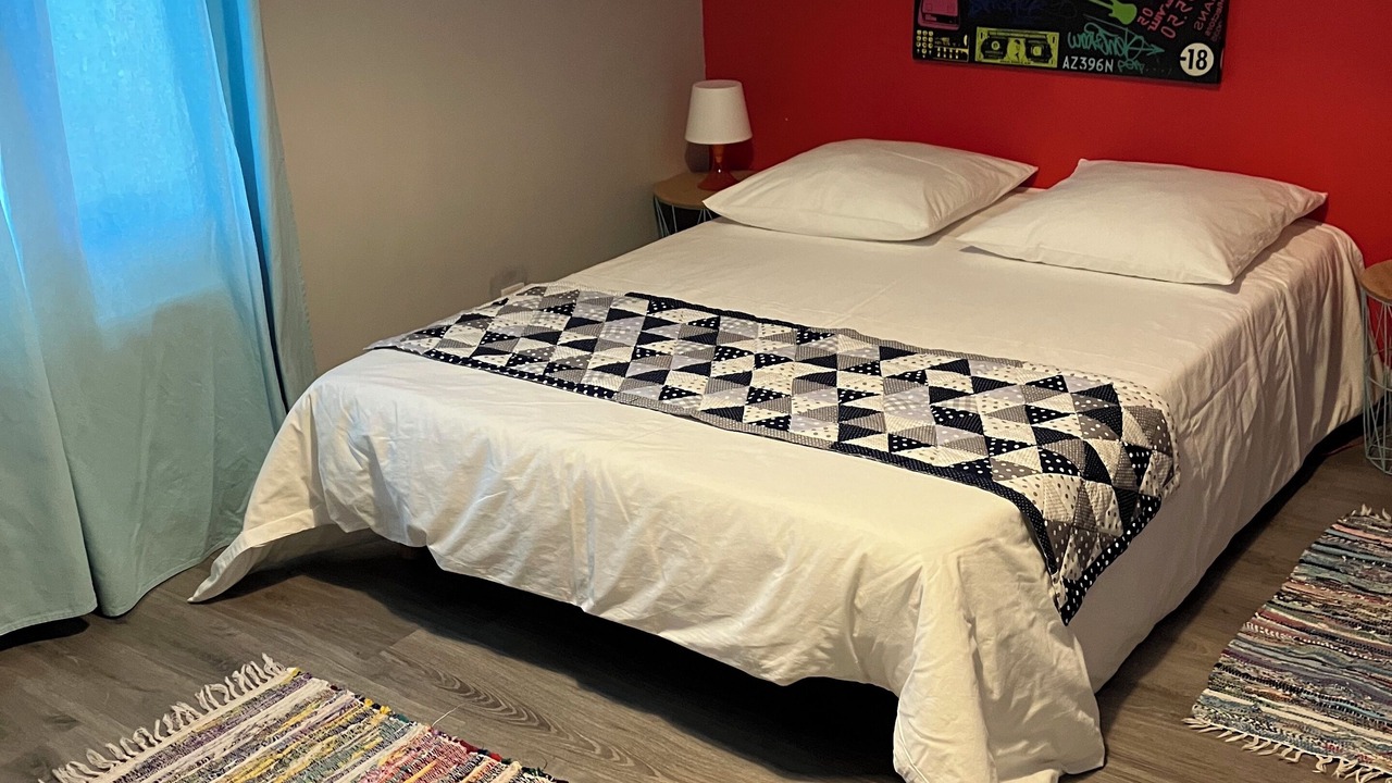 Photo of Bedroom in Saint-Germain-de-Belves
