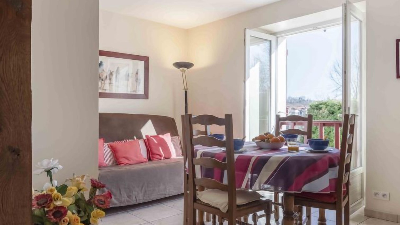 Photo of Bedroom in Behobie