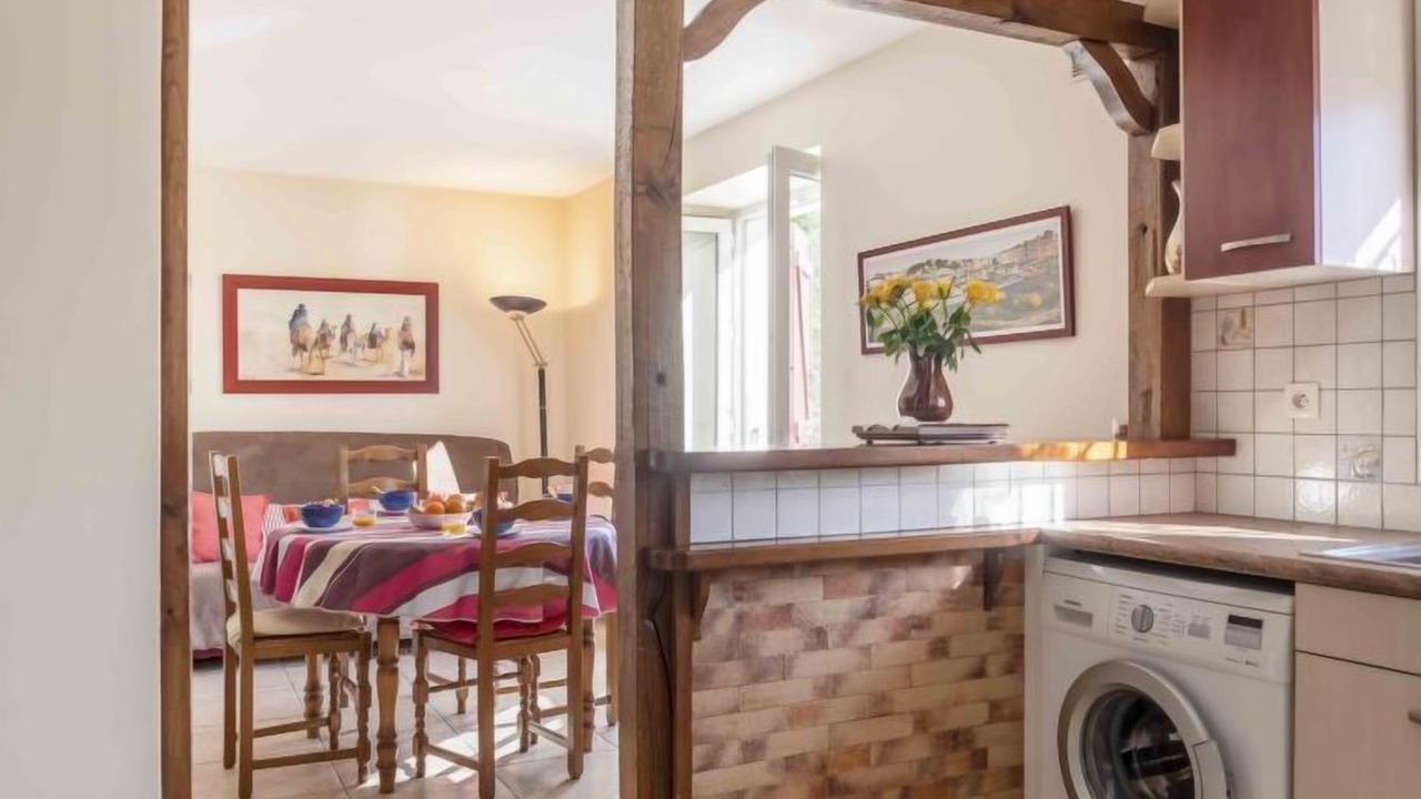 Photo of Bedroom in Behobie