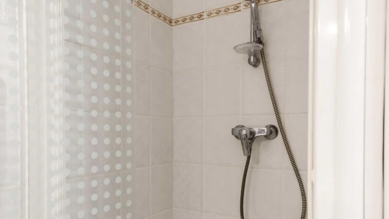 Photo of Bathroom in Behobie