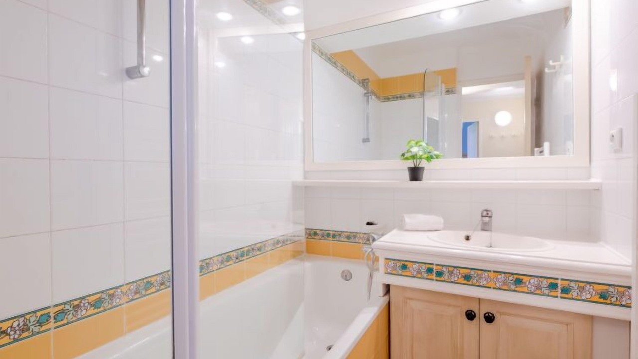 Photo of Bathroom in Les Issambres
