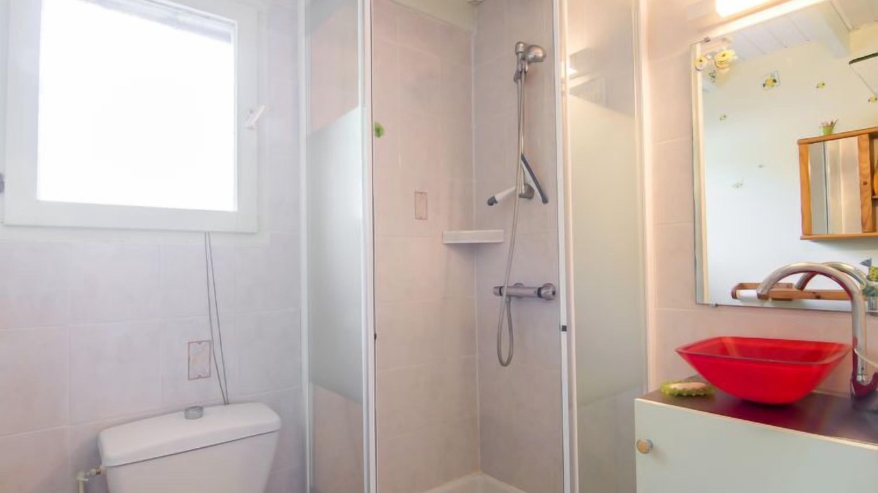 Photo of Bathroom in Saint-Georges-de-Didonne