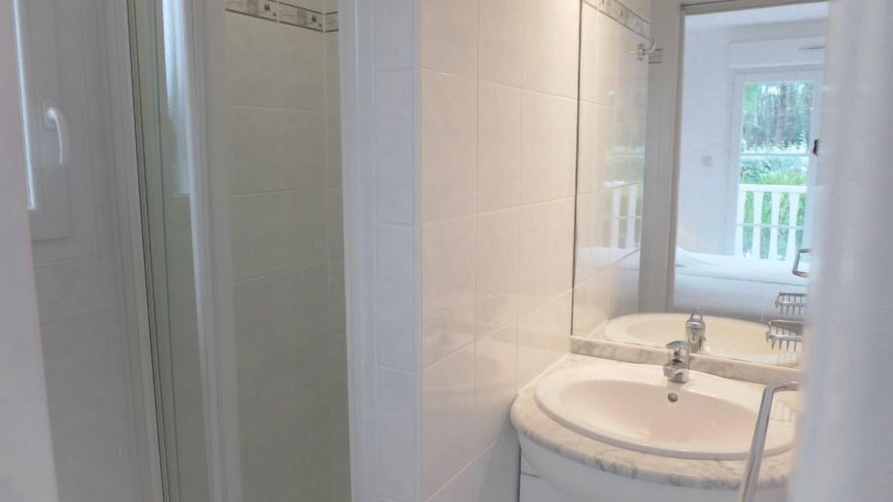 Photo of Bathroom in Lacanau-Ocean