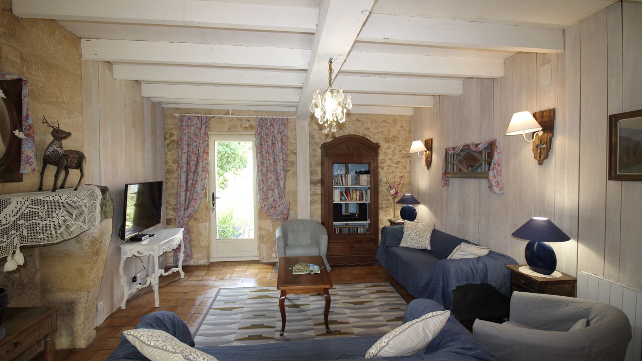 Photo of Livingroom in Lanquais