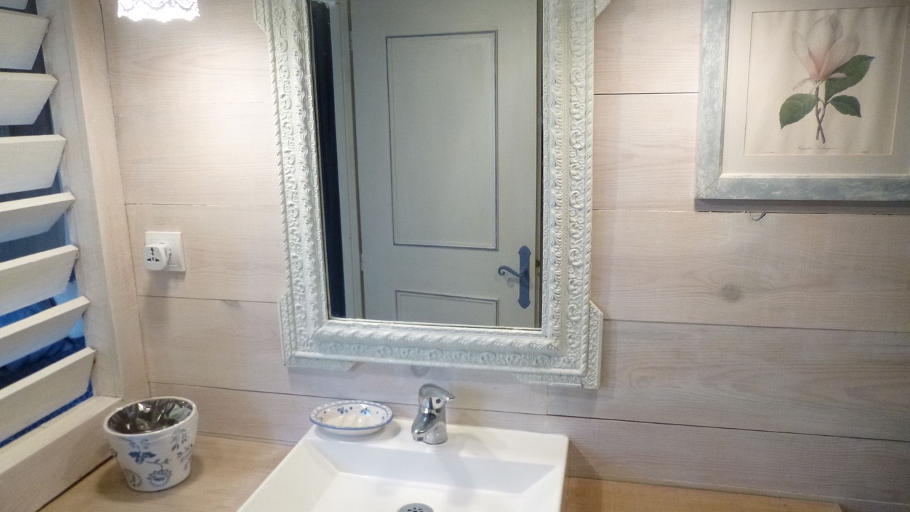 Photo of Bathroom in Lanquais