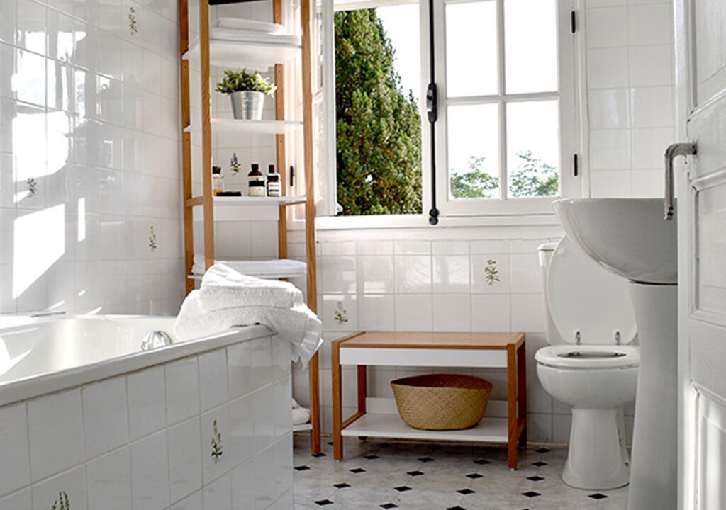 Photo of Bathroom in Salles-Lavalette