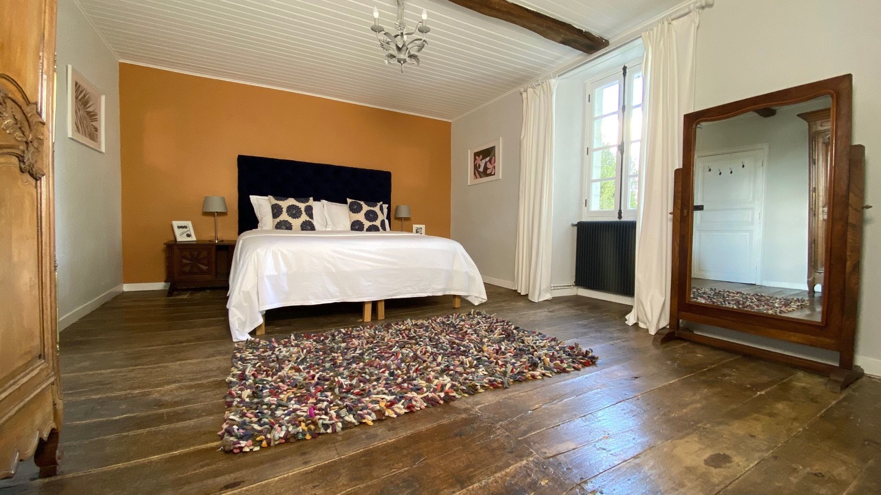 Photo of Bedroom in Salles-Lavalette