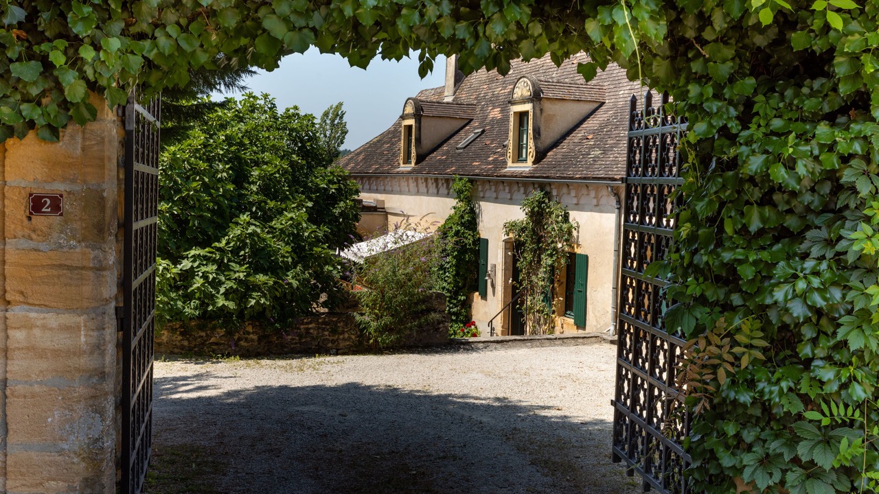 Photo of Outdoor in Saint-Andre-dAllas