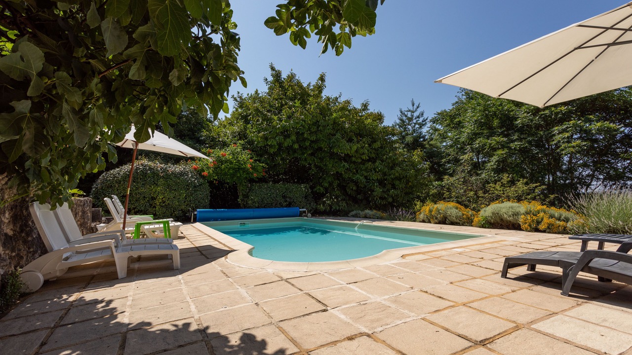 Photo of Outdoor in Saint-Andre-dAllas