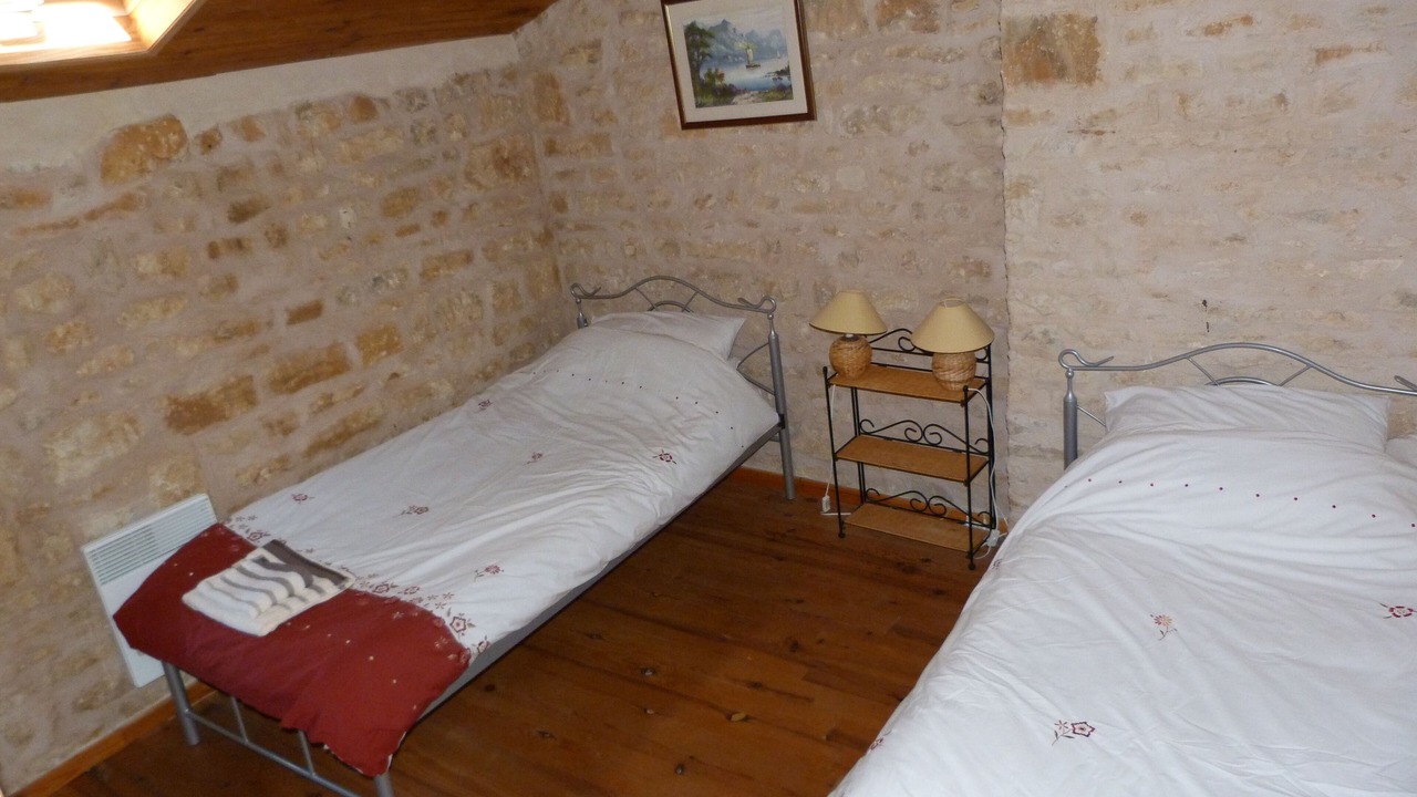 Photo of Bedroom in Limalonges