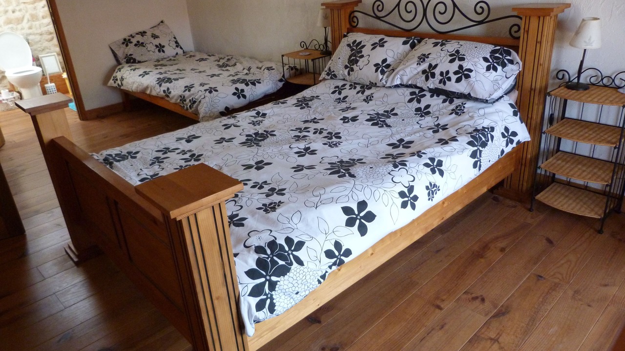 Photo of Bedroom in Limalonges