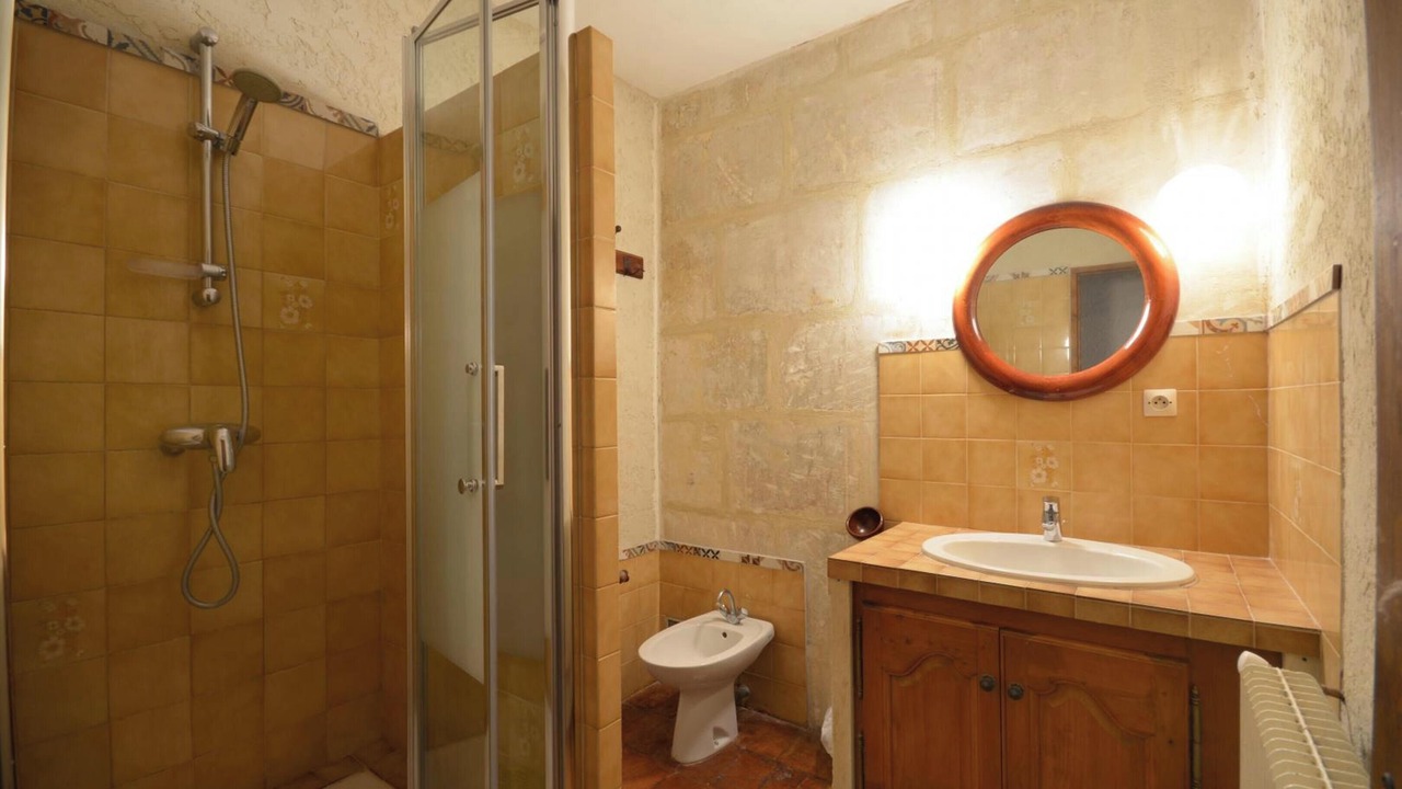 Photo of Bathroom in Saintes-Maries-de-la-Mer