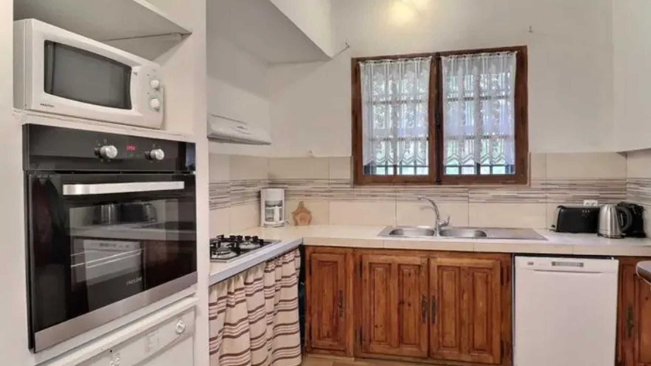 Photo of Kitchen in Saintes-Maries-de-la-Mer