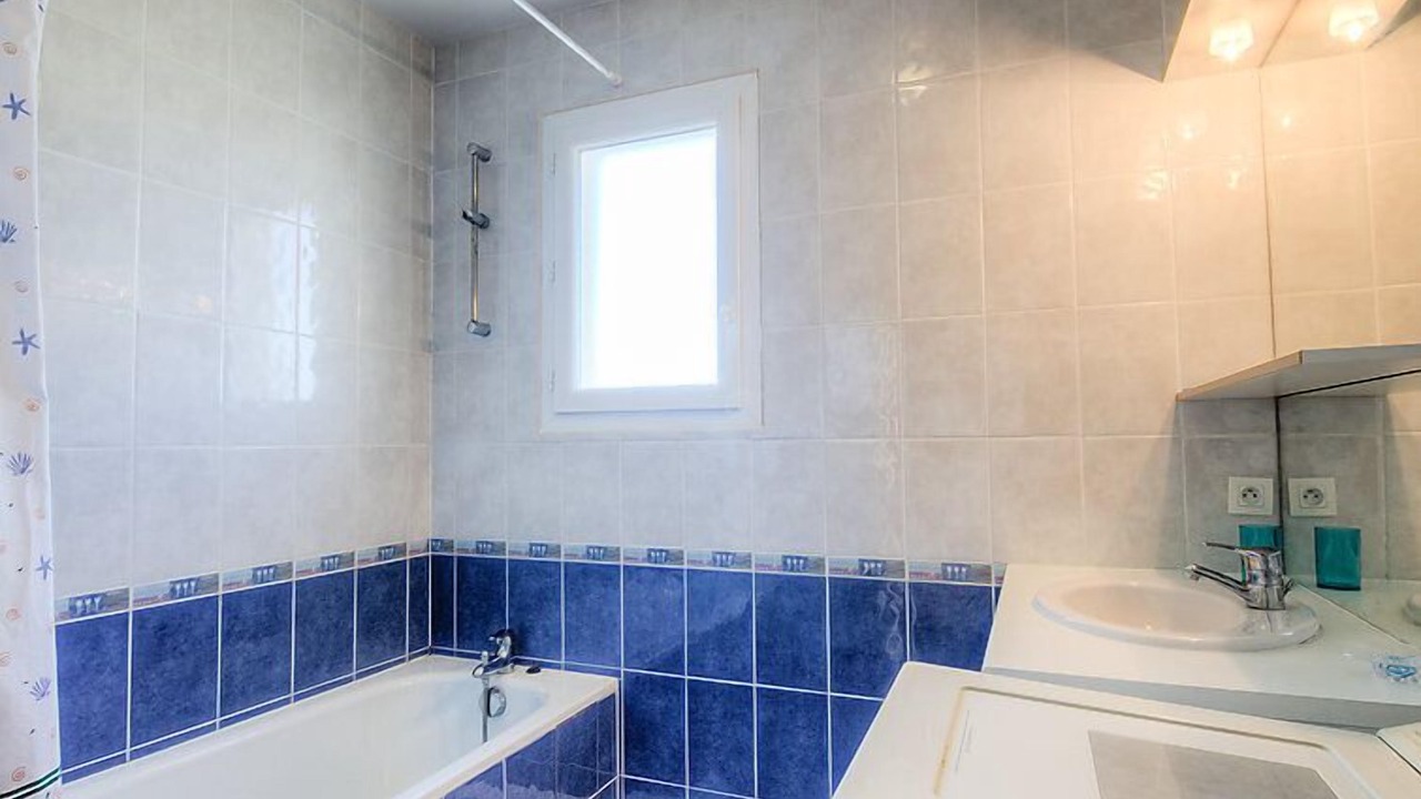 Photo of Bathroom in Tarnos