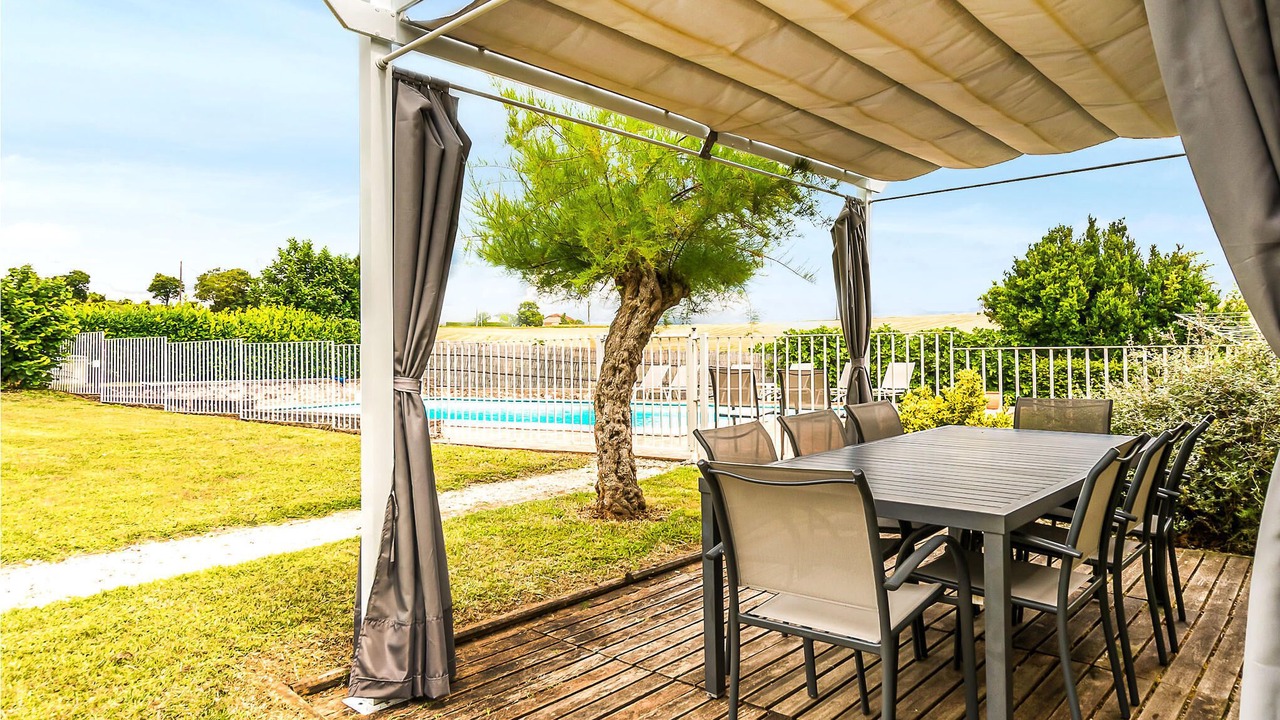 Photo of Outdoor in Beauville