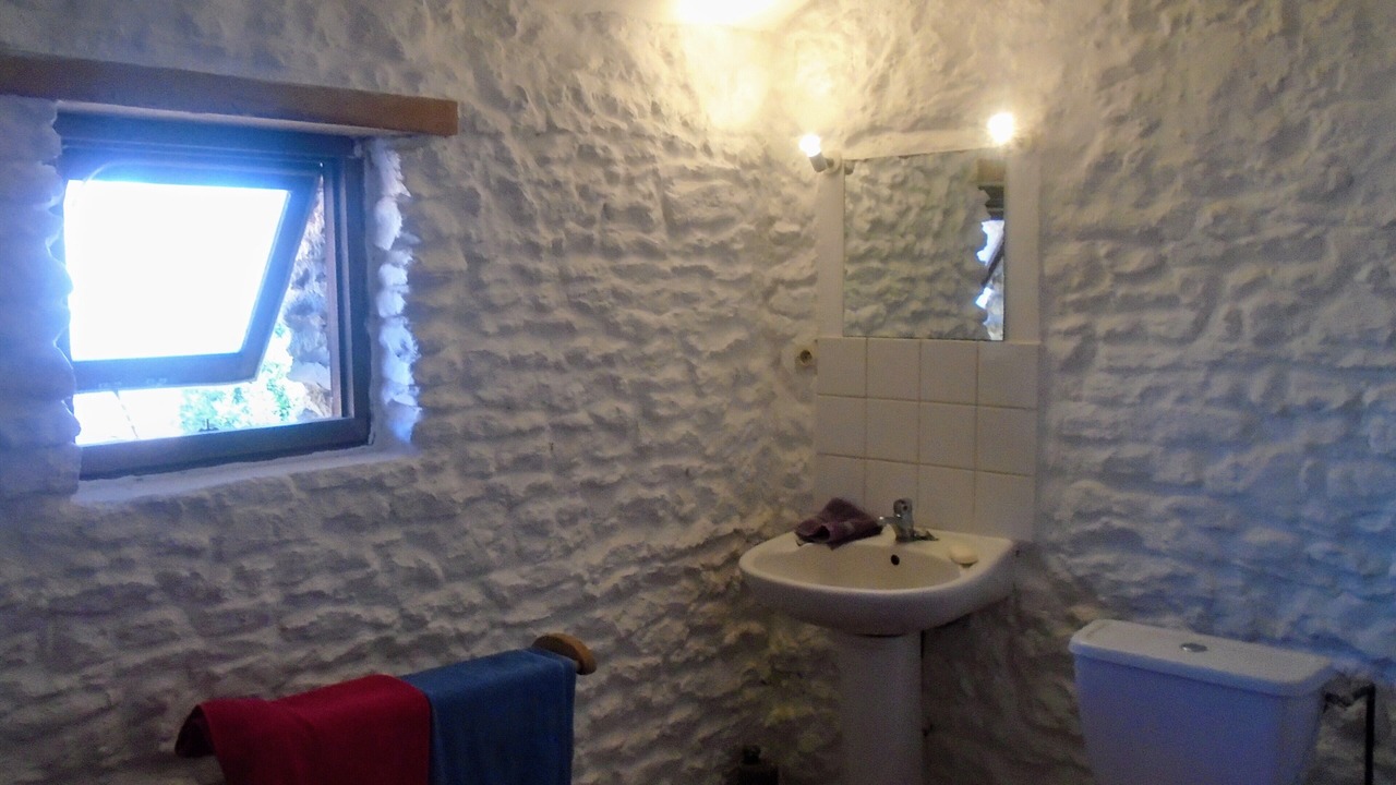 Photo of Bathroom in Charroux