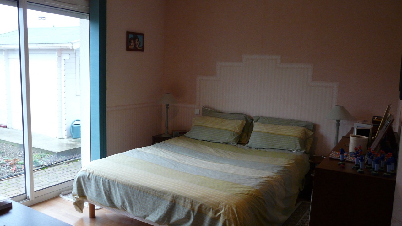 Photo of Bedroom in Saint-Loubes