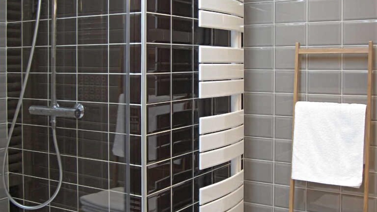Photo of Bathroom in Saint-Avit-de-Vialard