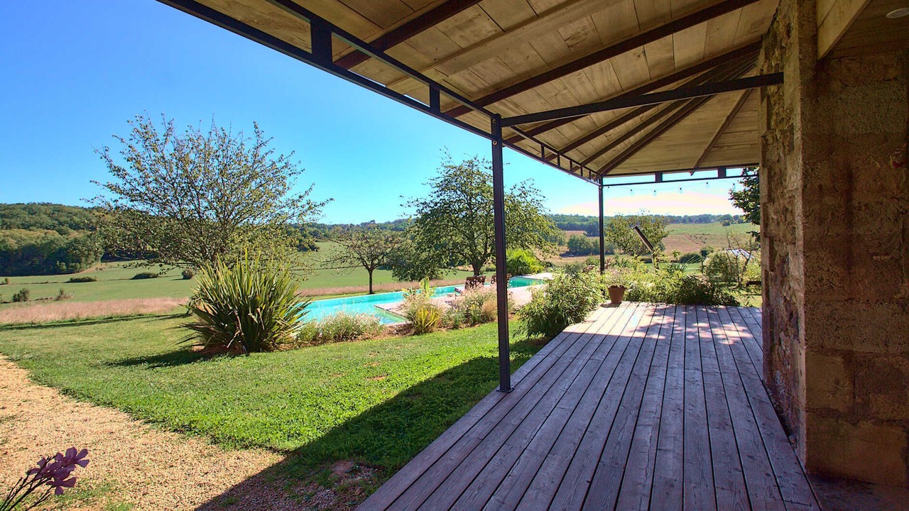 Photo of Outdoor in Saint-Avit-de-Vialard