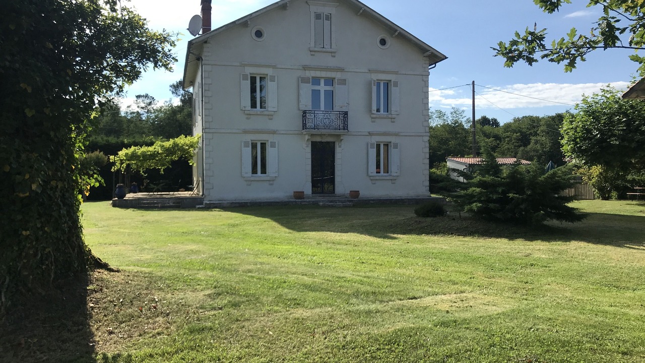 Photo of Outdoor in Candresse