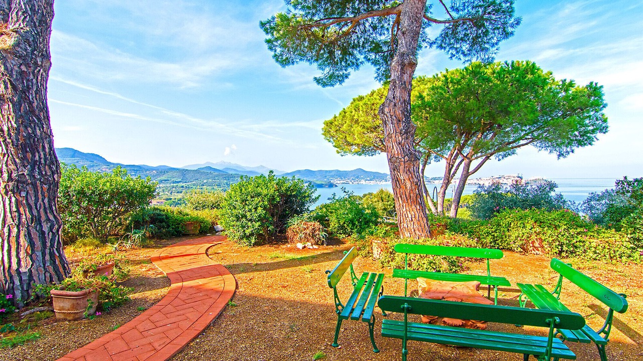 Photo of Outdoor in Magazzini