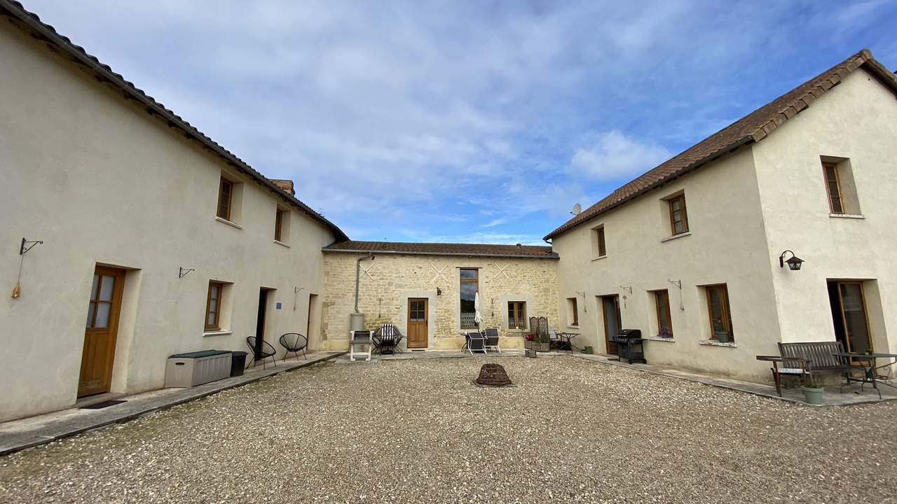 Photo of Outdoor in Berrie
