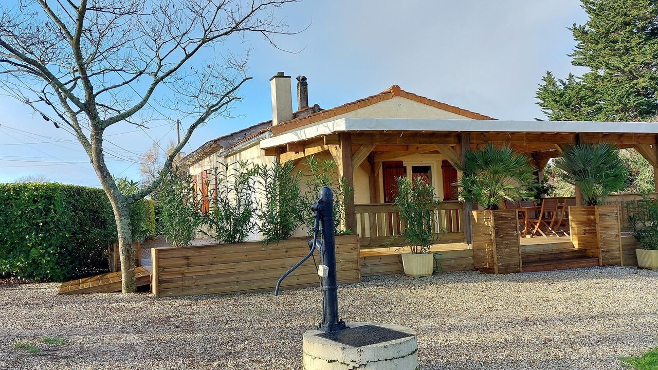 Photo of Outdoor in Jau-Dignac-et-Loirac