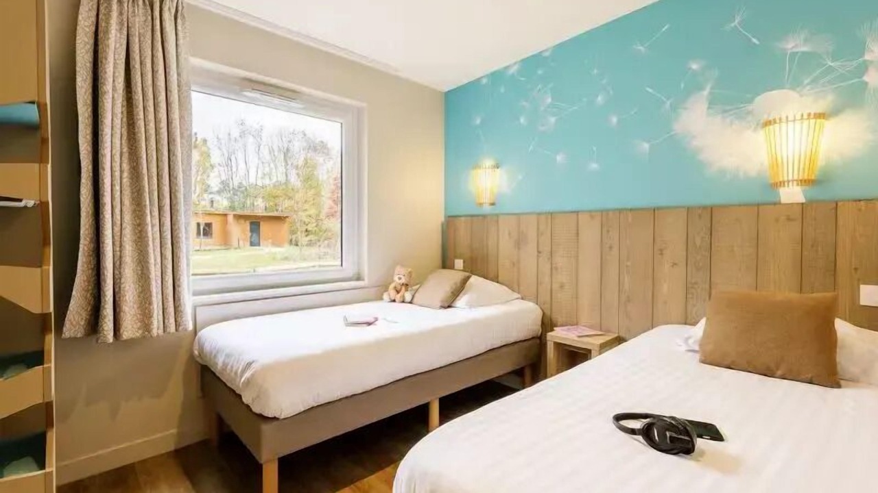Photo of Bedroom in Curcay-sur-Dive