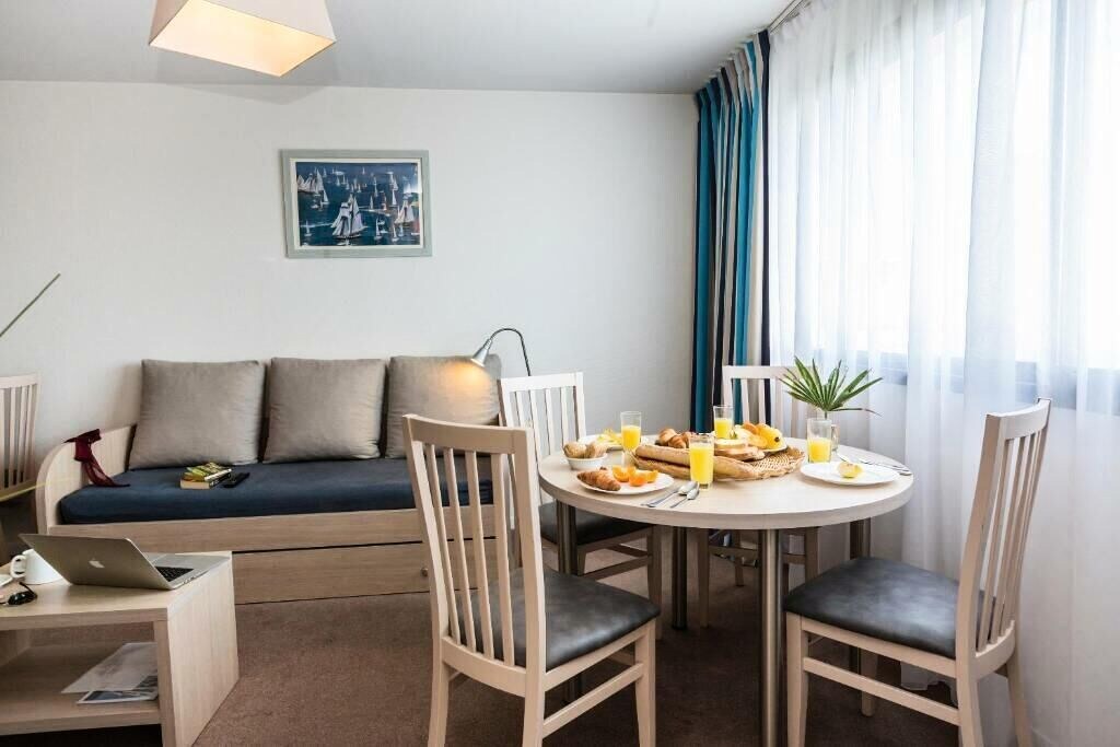 Photo of Livingroom in La Rochelle