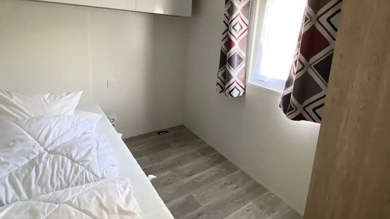 Photo of Bedroom in Saint-Paul-en-Born